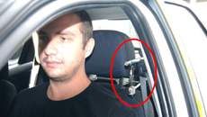 Detalhe mostra microfone utilizado na medição do ruído interno