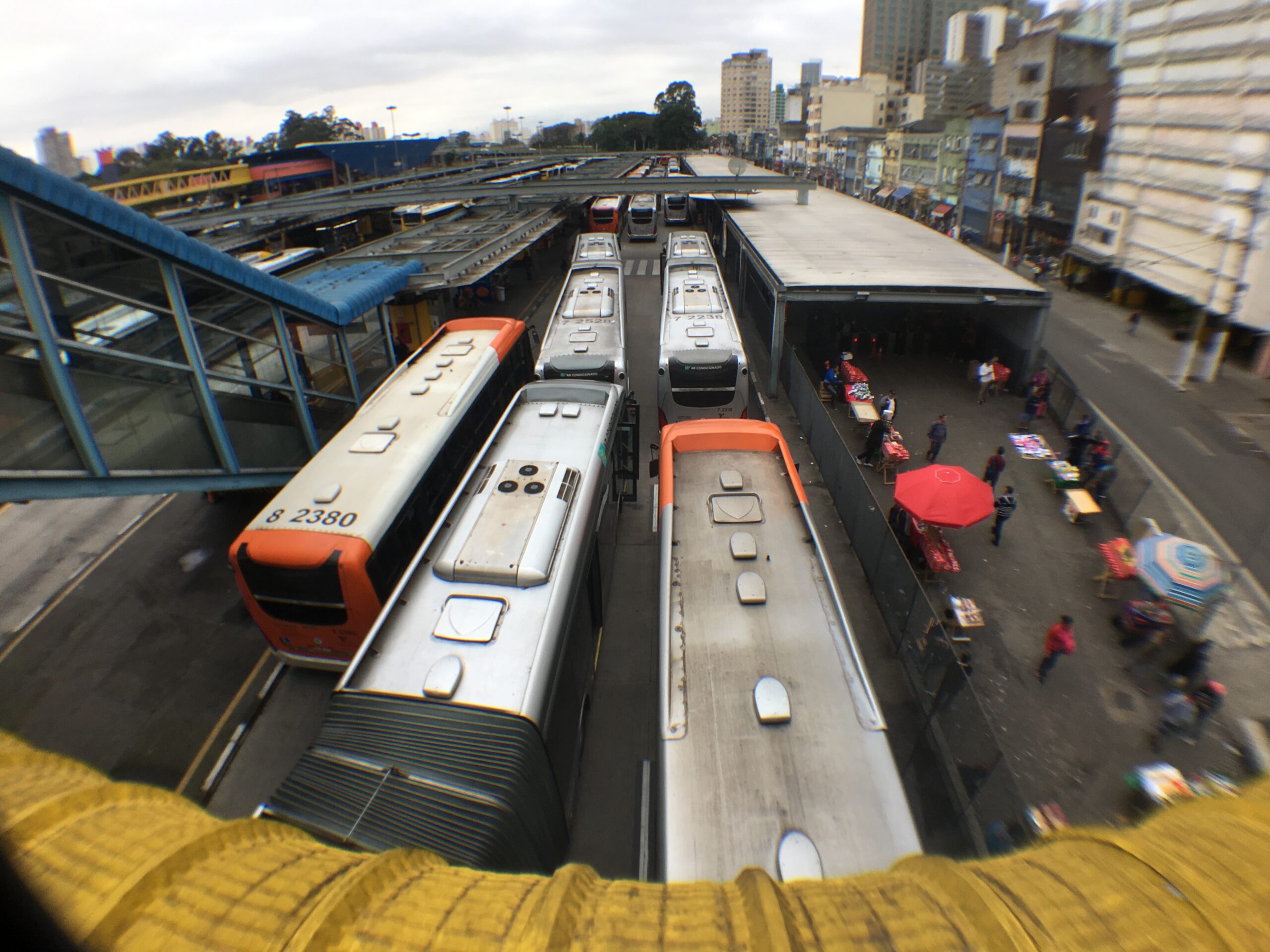 Tempo de deslocamento por transporte público aumenta em São Paulo e chega a 2h47 por dia